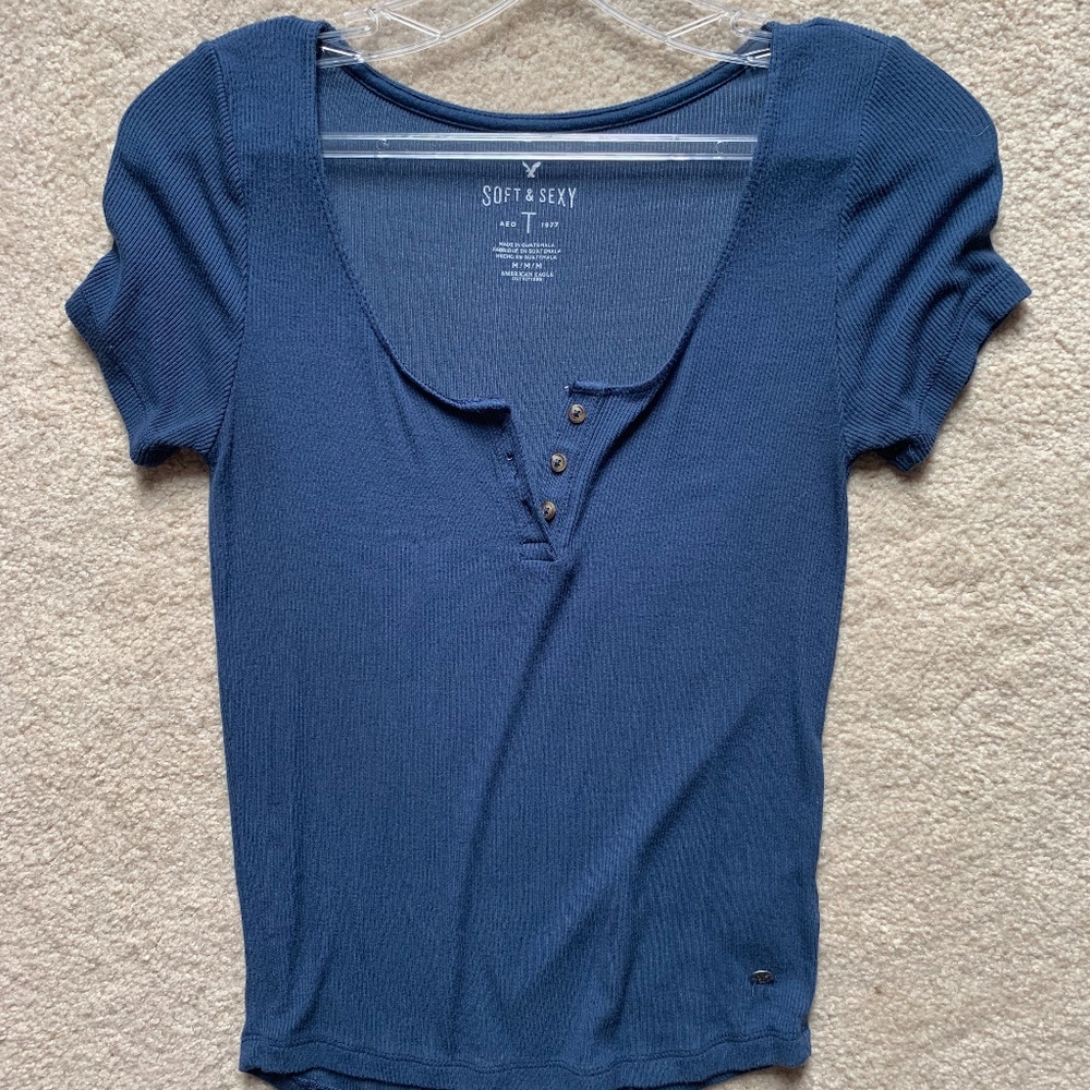 blue short sleeve